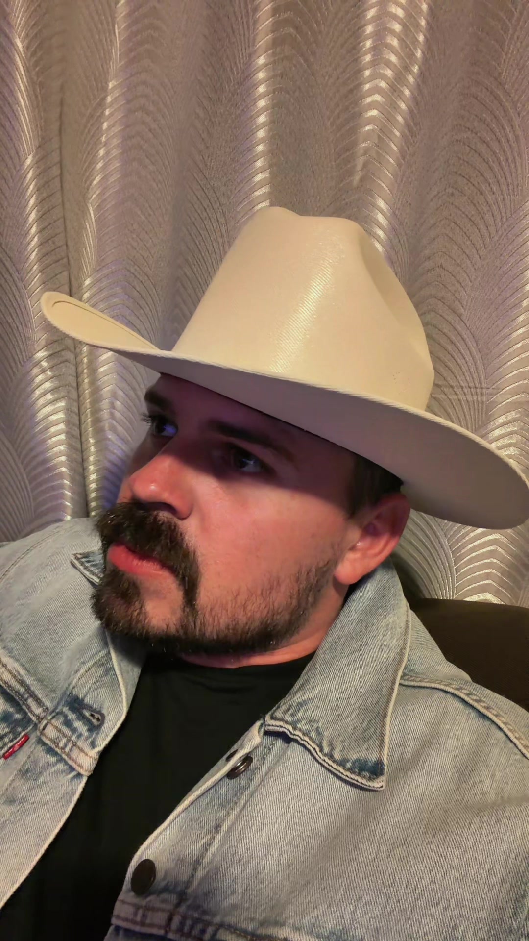 @Victor Reynoso 🤠