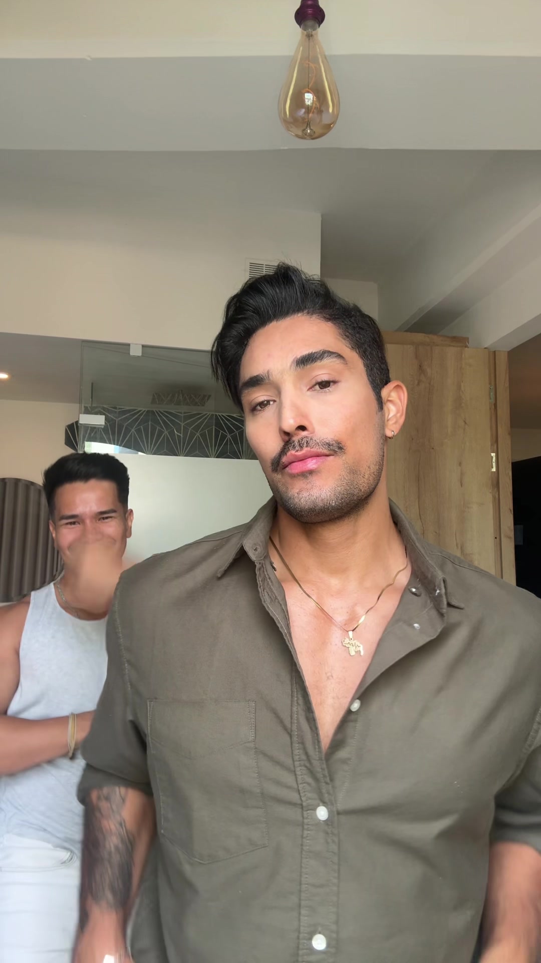 @Arturo El&iacute;as