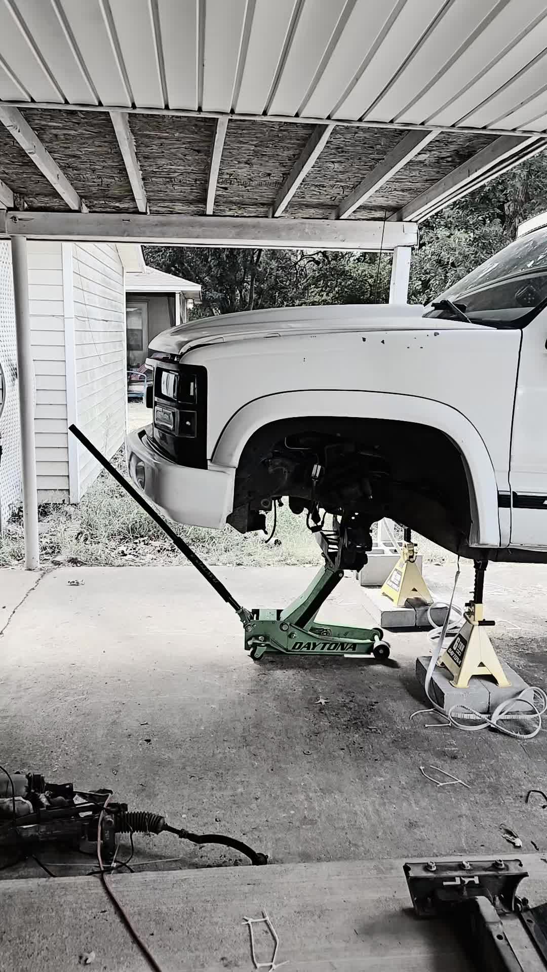 @snowhitechevy