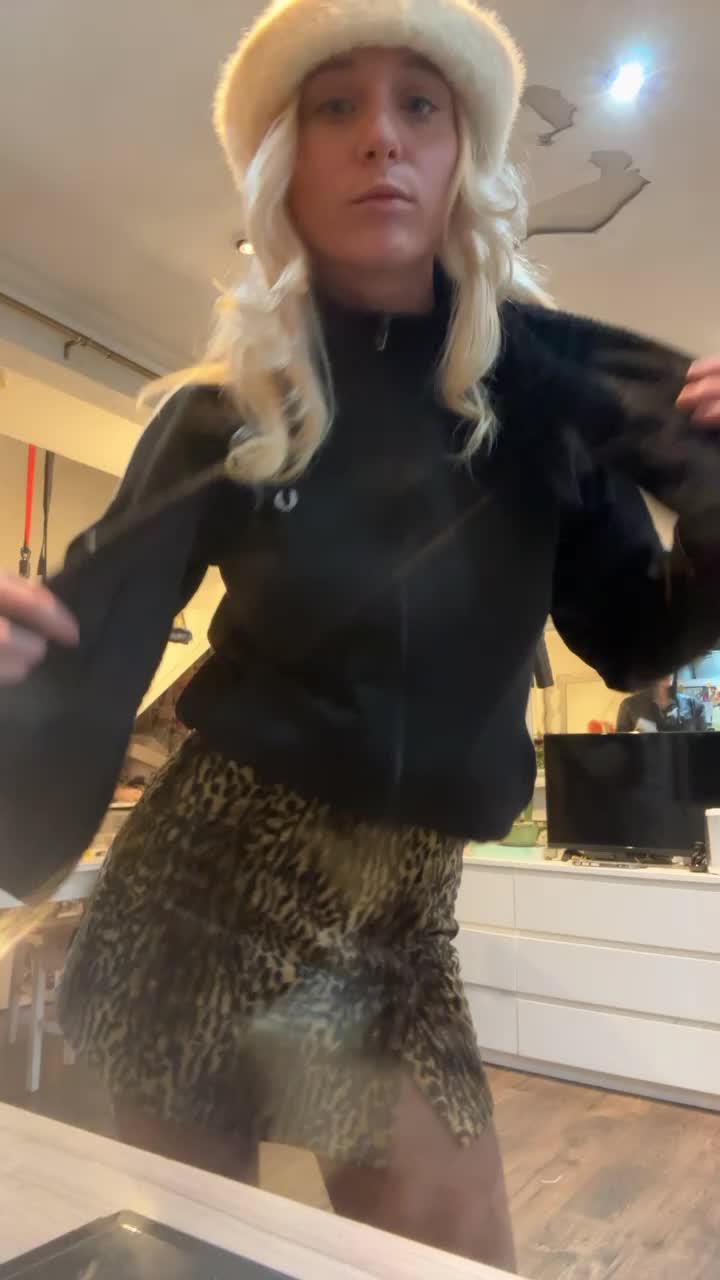 @Veesizzle