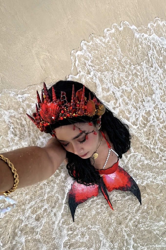 @Mermaid Moniq🧜🏻♀️🪸