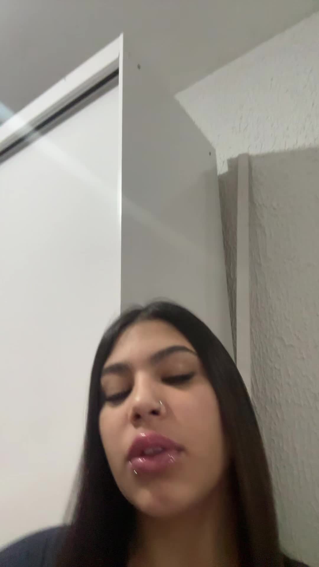 @Isa