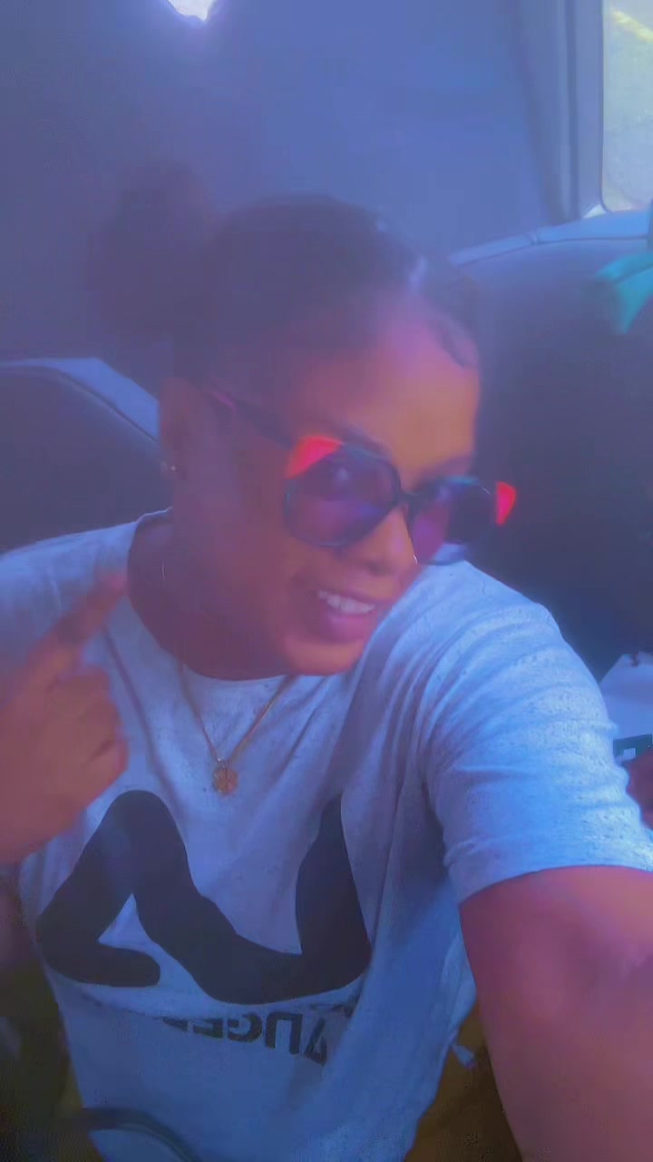 @Tia🥰