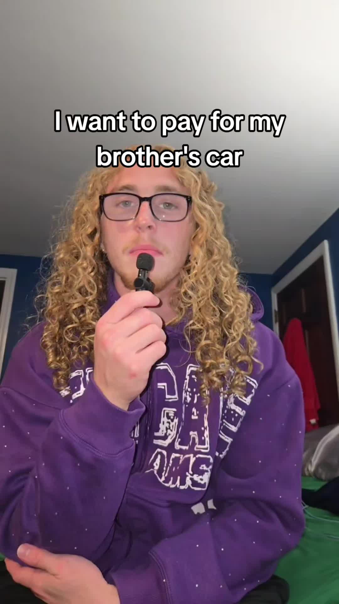 @GoldieGl0cks