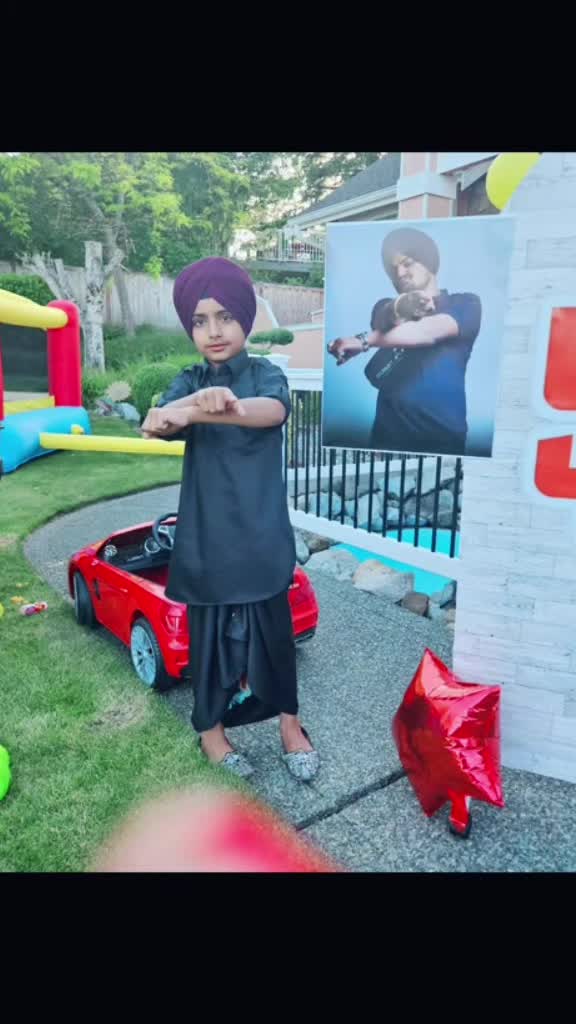 @ਬਾਜ਼ 🦅Baaz🦅