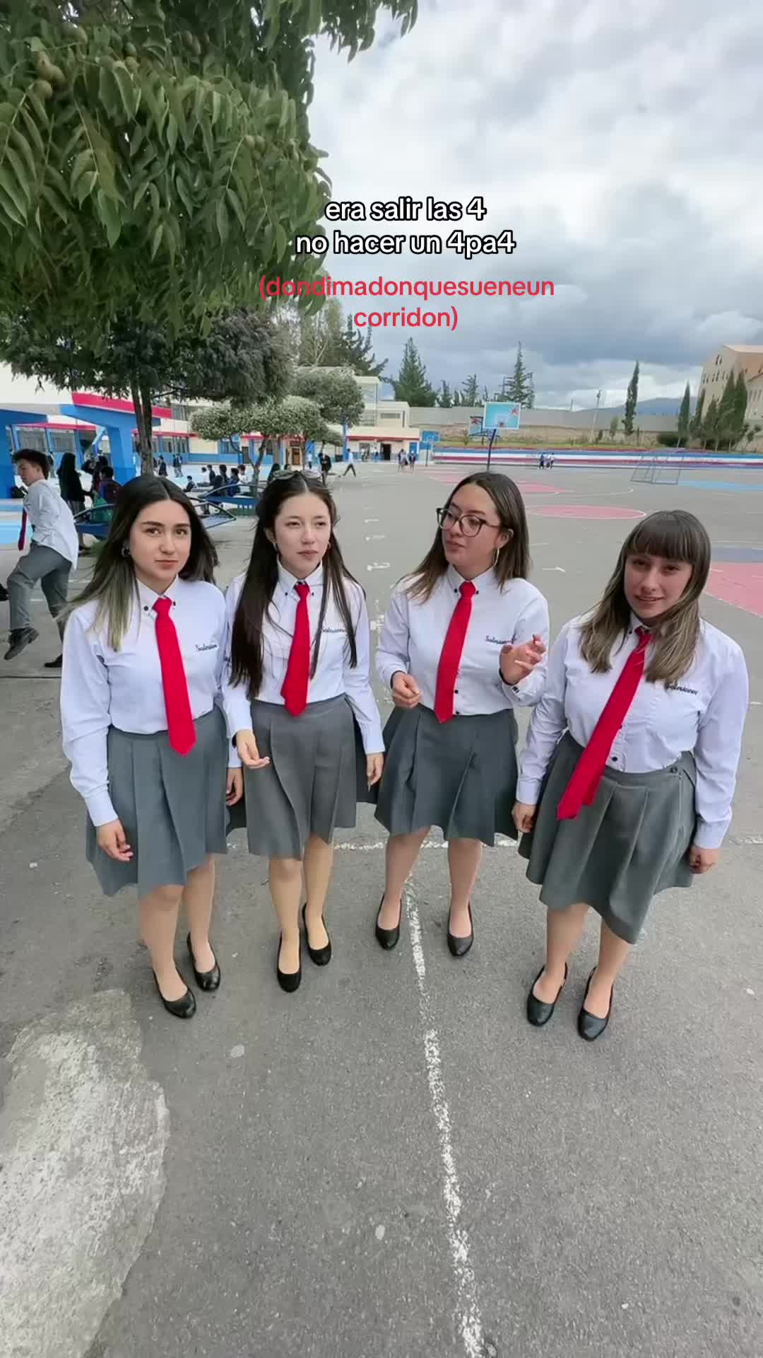 @Canela