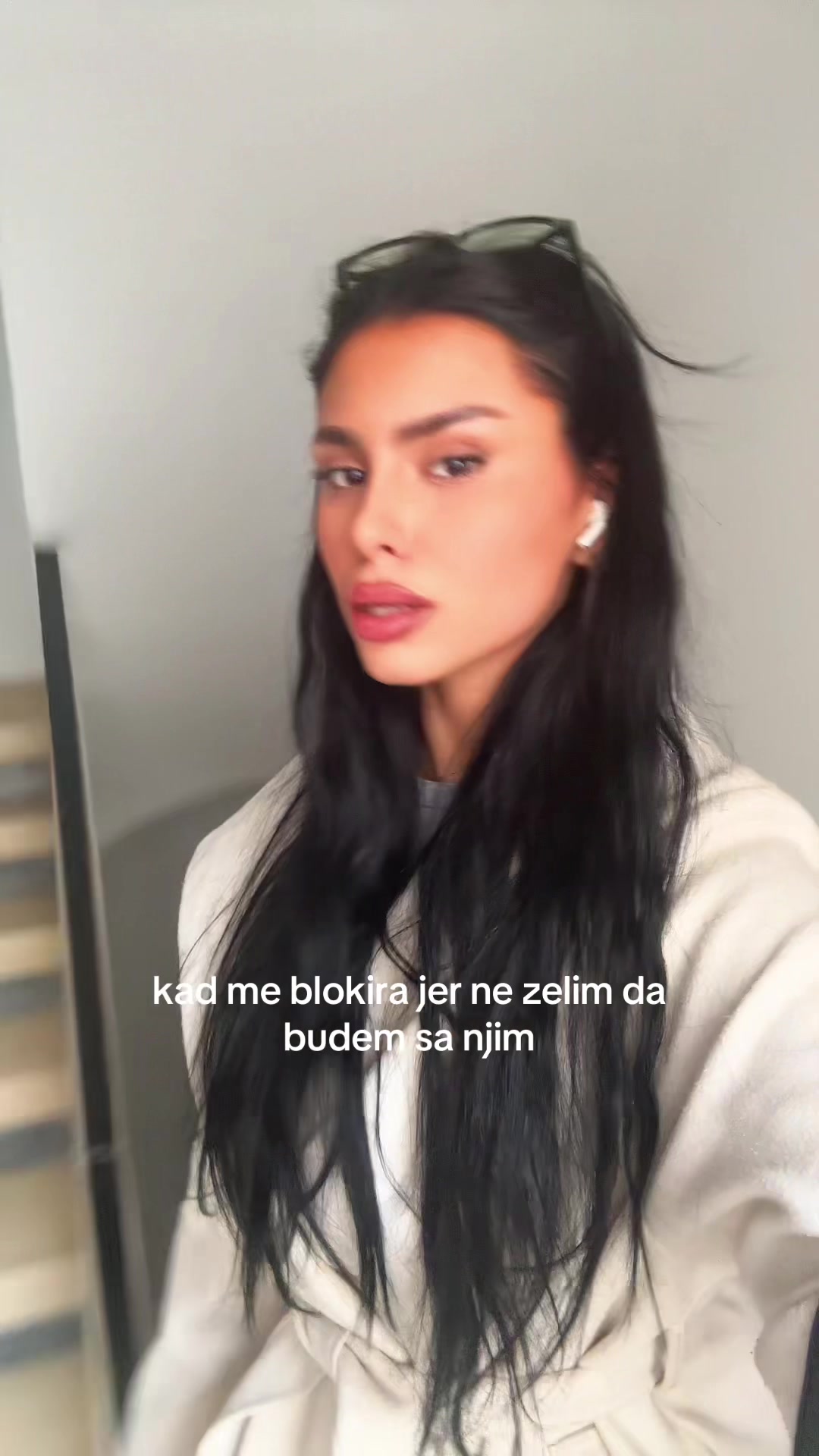 @Lara