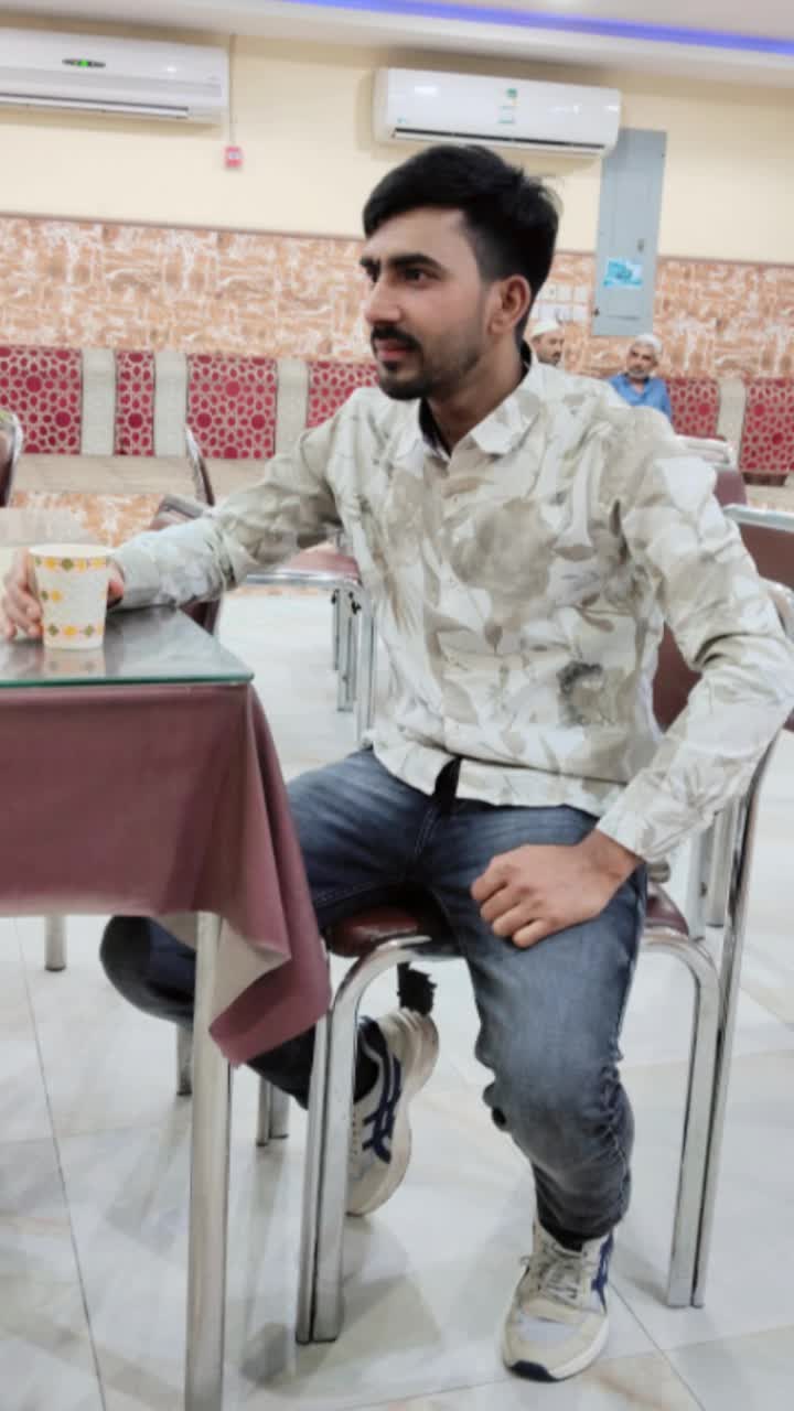 @sharukh N __🇳🇵🥰👈🇸🇦