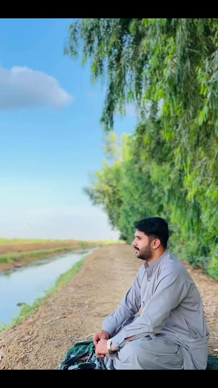 @ایمل گولہ 👑