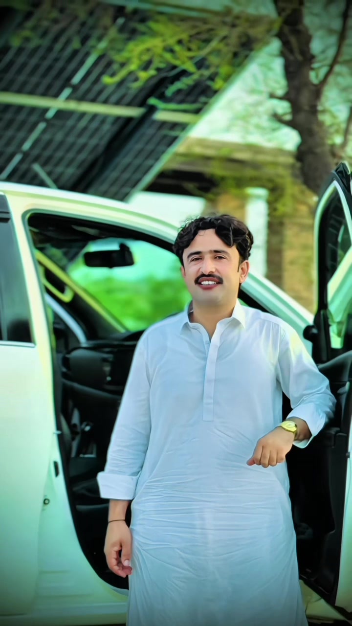 @Singer Tahir Farooq