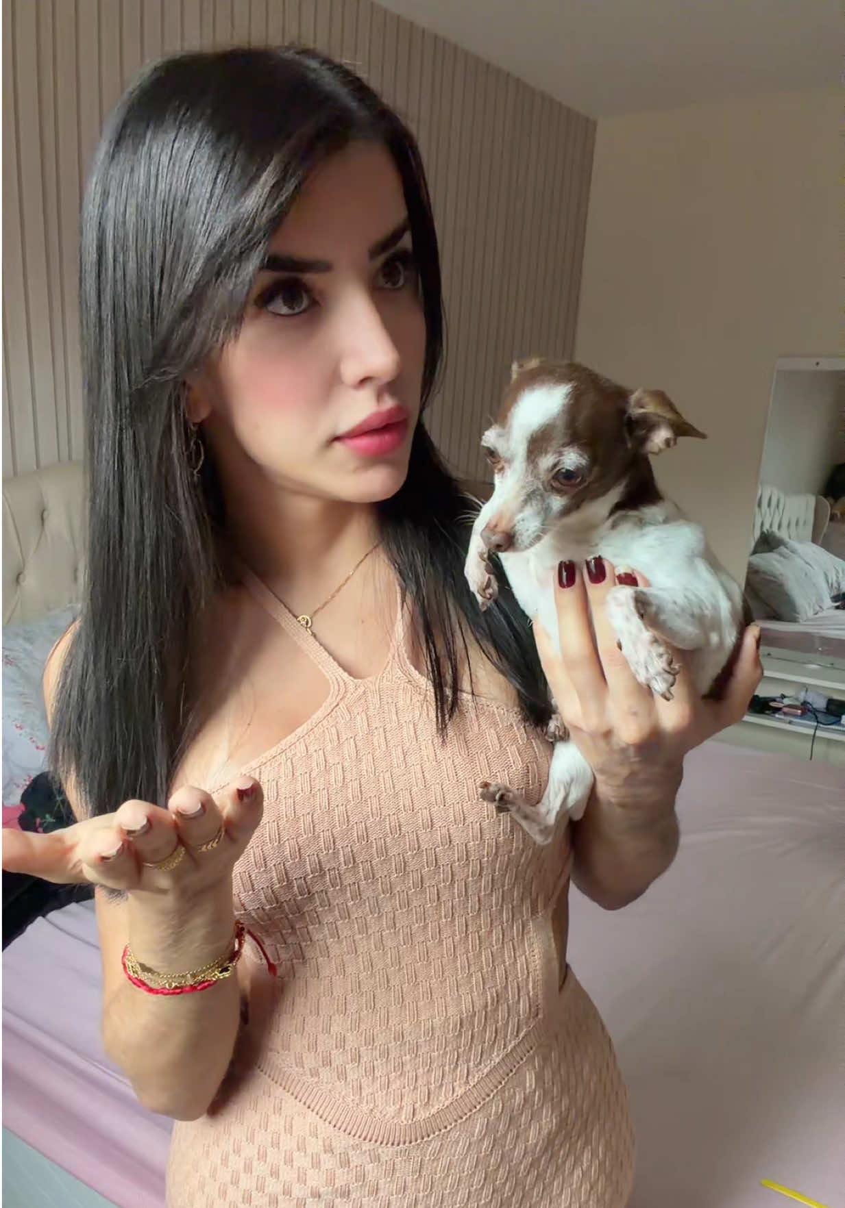 @Vitoria_guthier