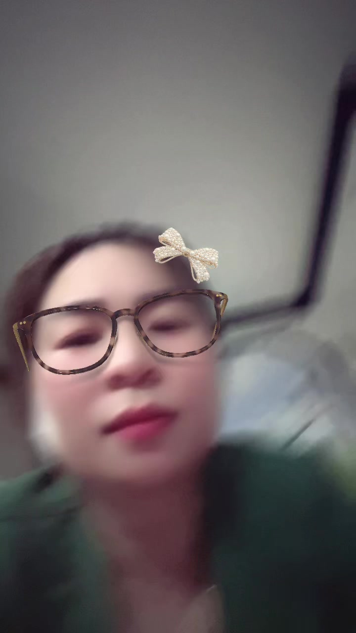 @Giang H&agrave; Thị