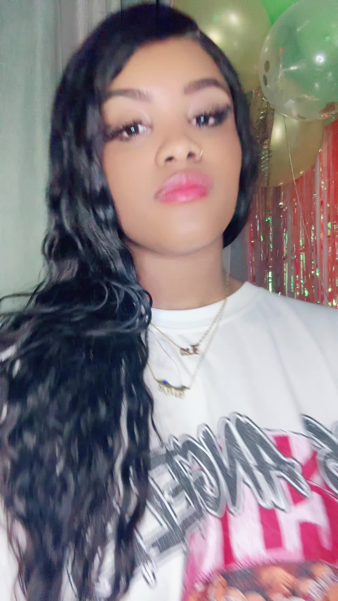 @Supharmy Hooi Isenia 🔐🧿💍🥂