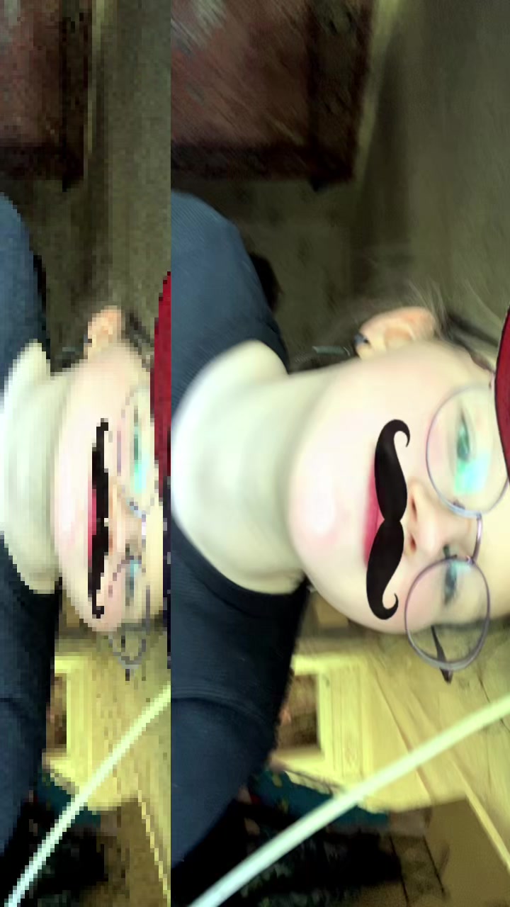 @☠️😜