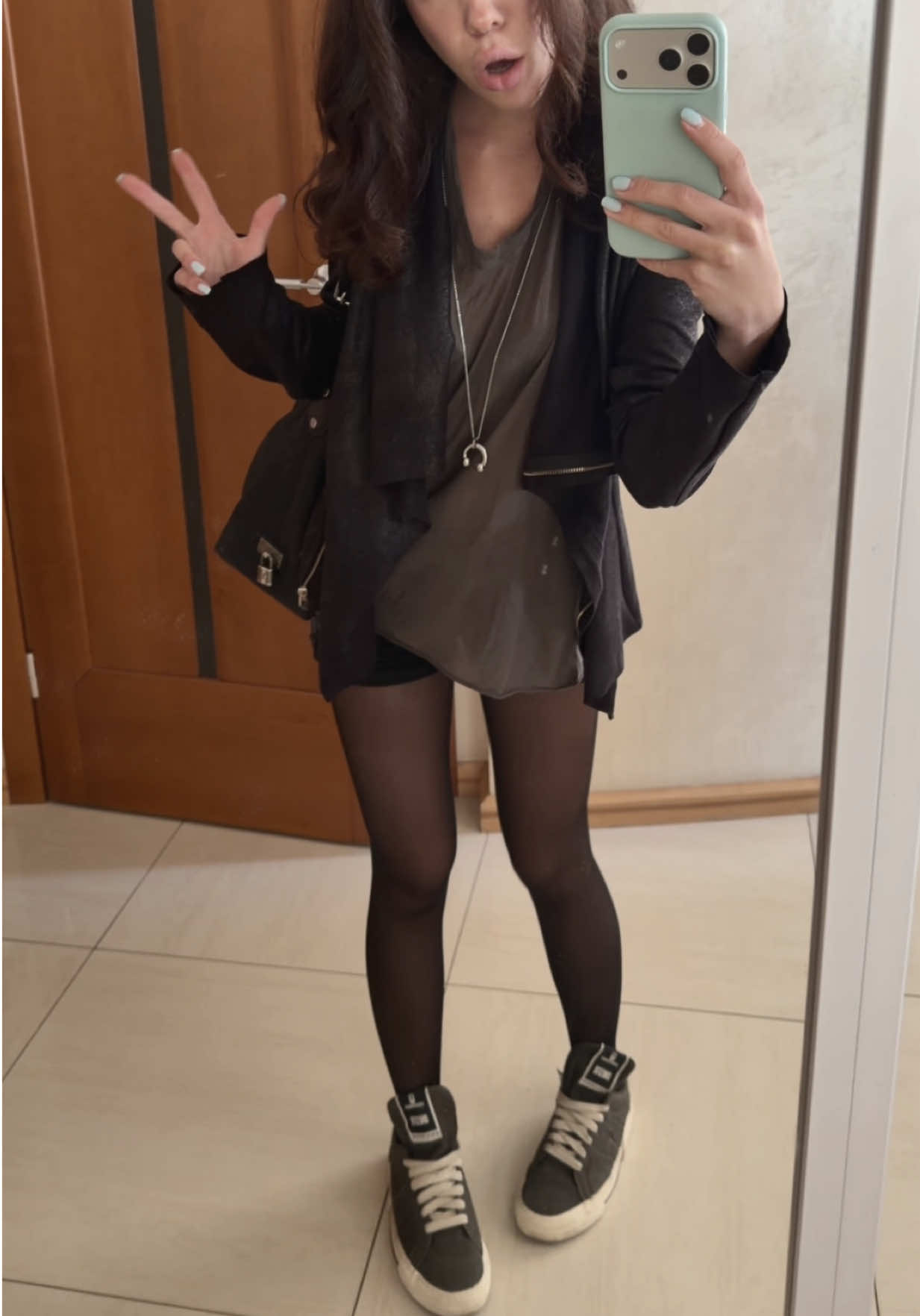 @★