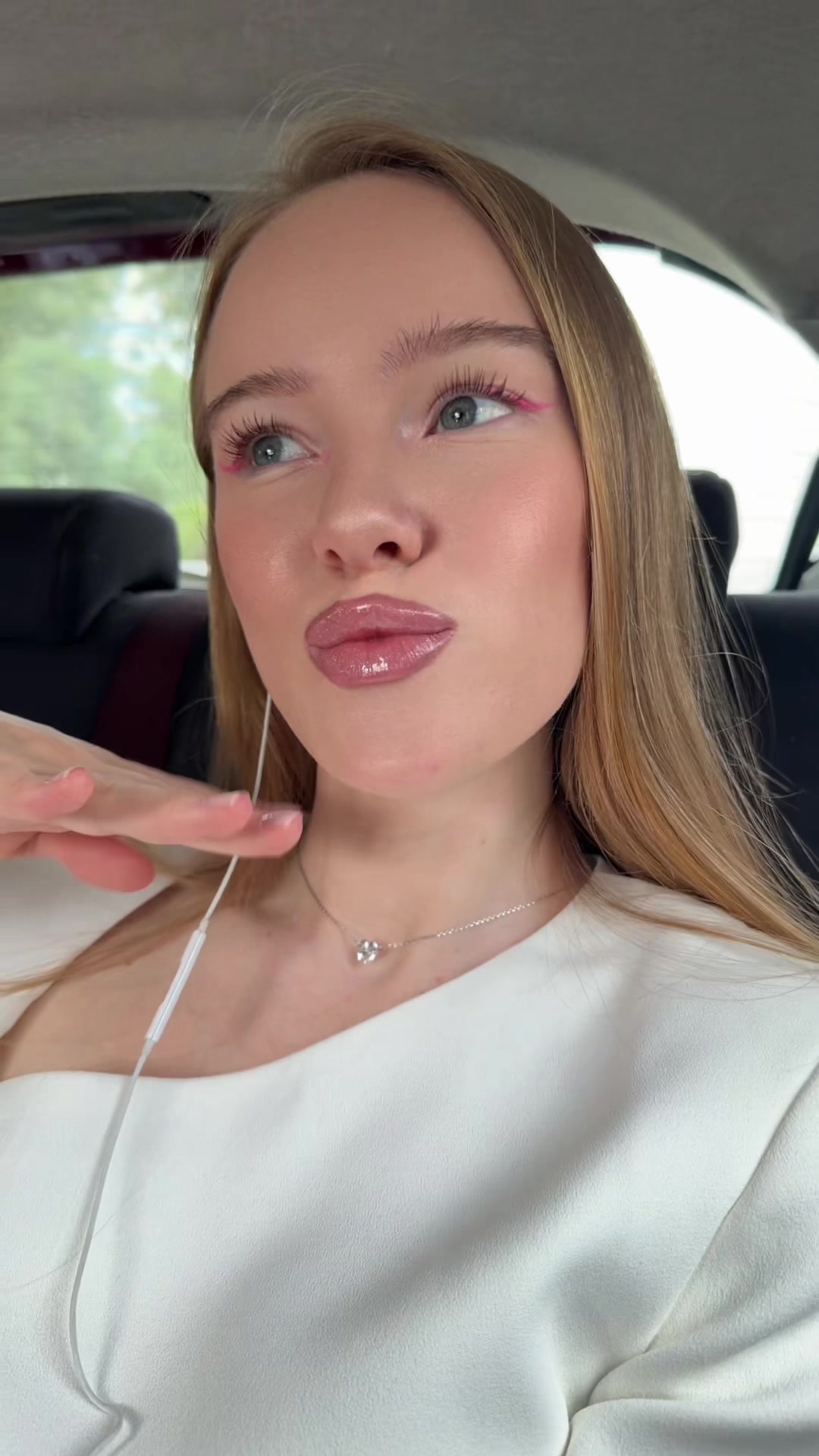 @tg: itsselinya