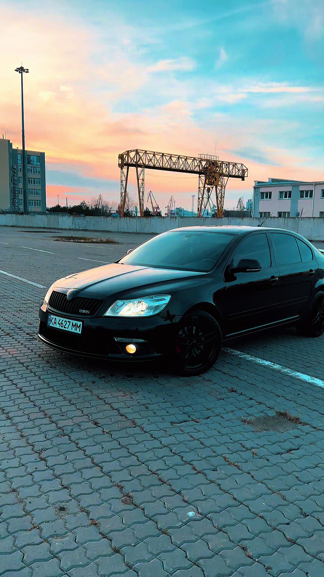 @Серенький