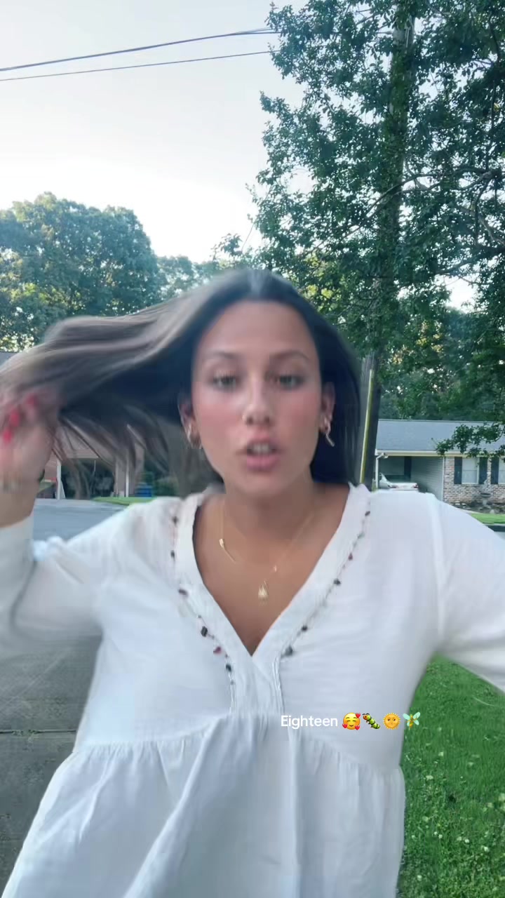 @Noemi