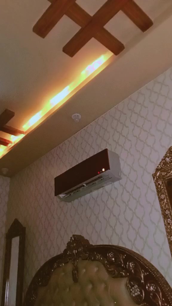 @𝑴ℯĥẳṛ🍾𝑫คⁿⅈ
