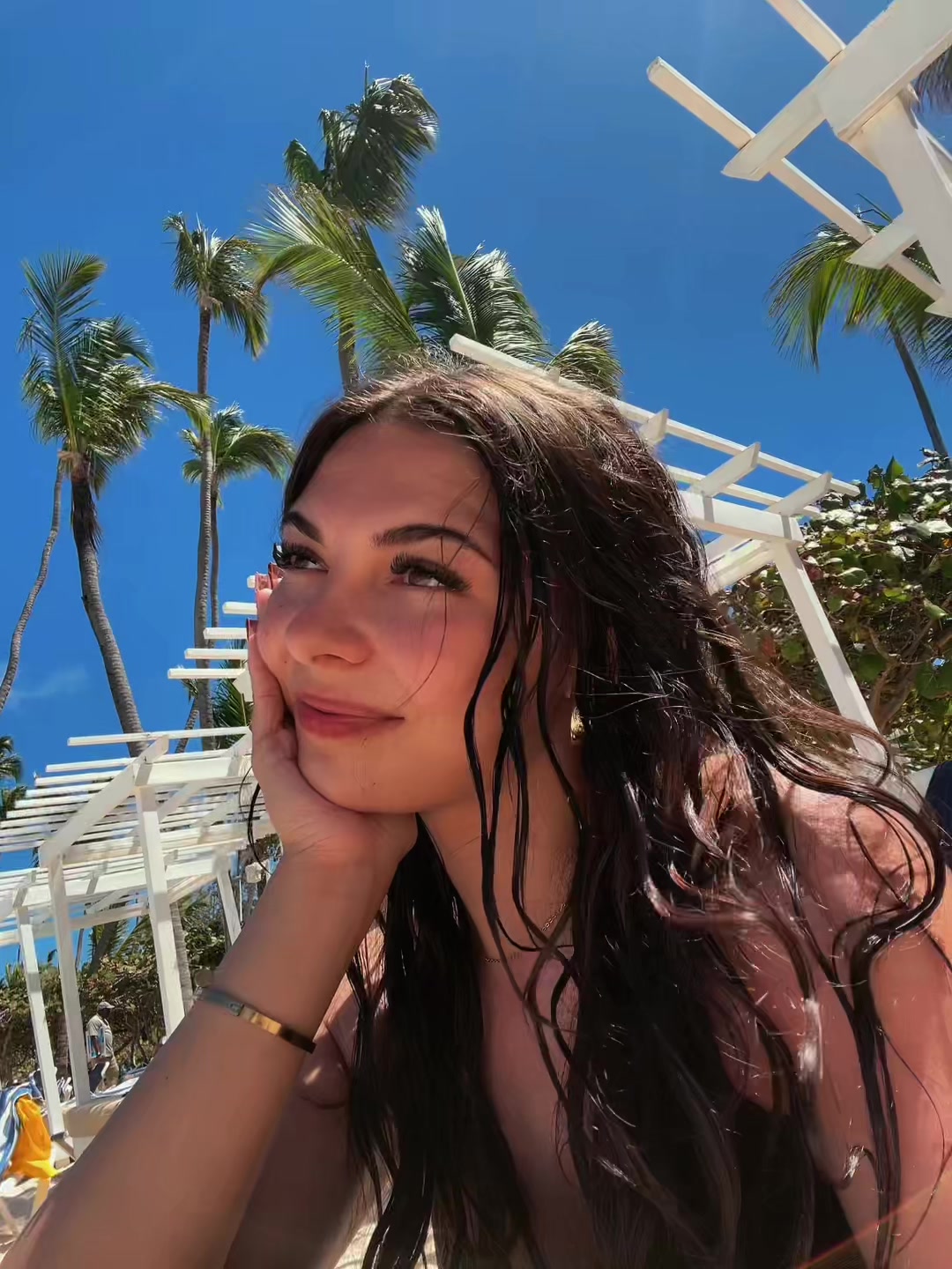 @janyeve_jobin