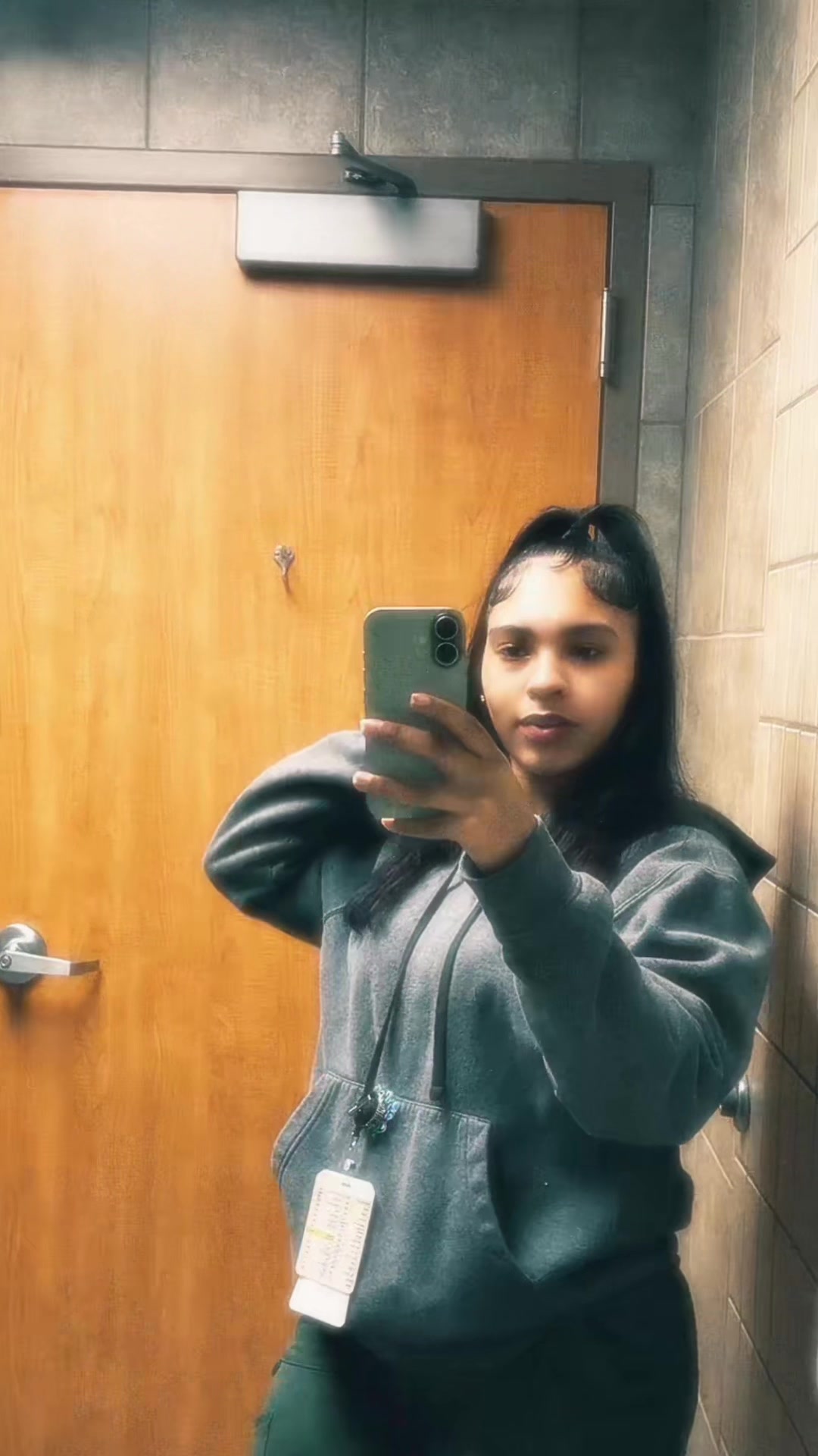 @triciaj