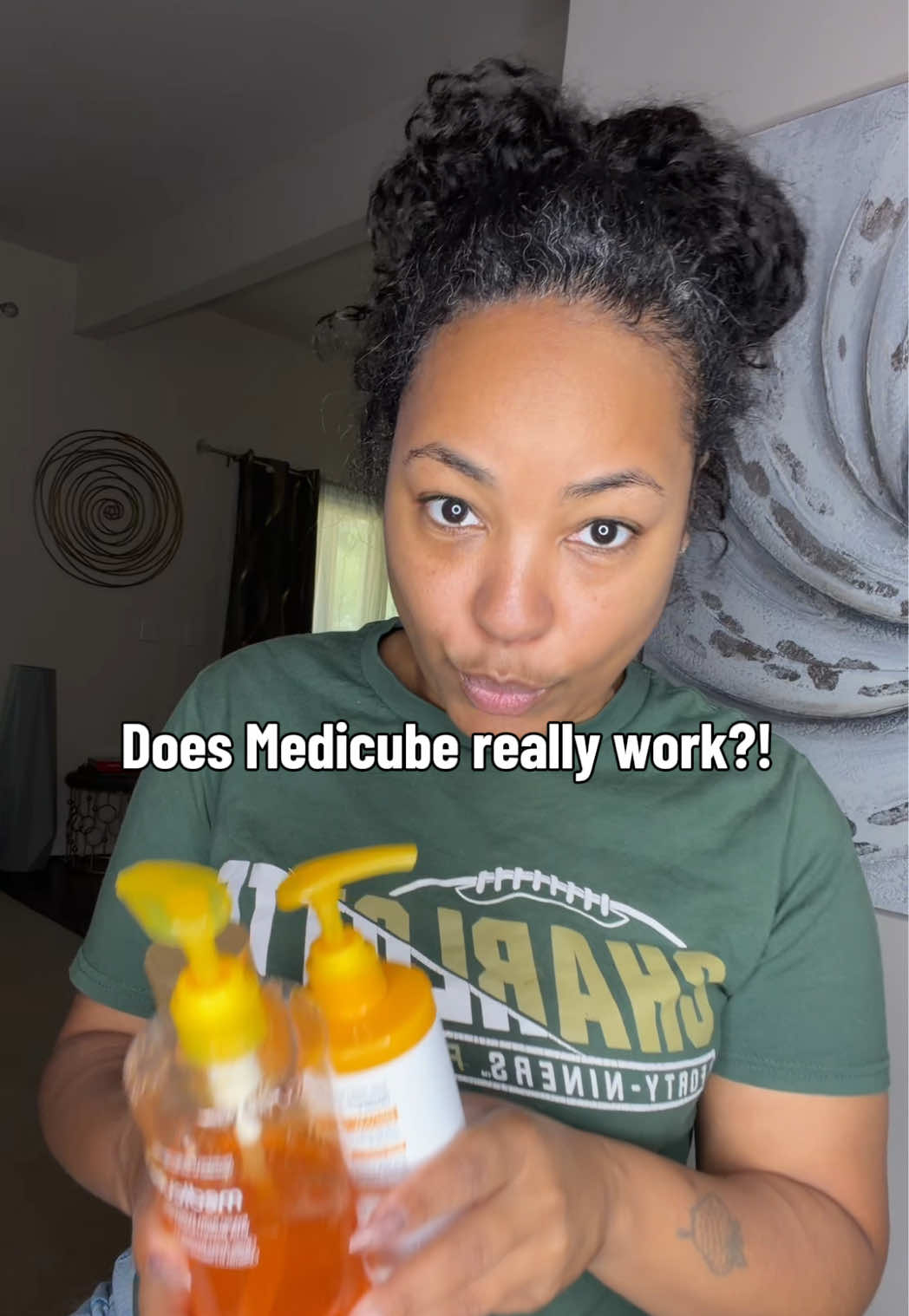 @CourtneyGail