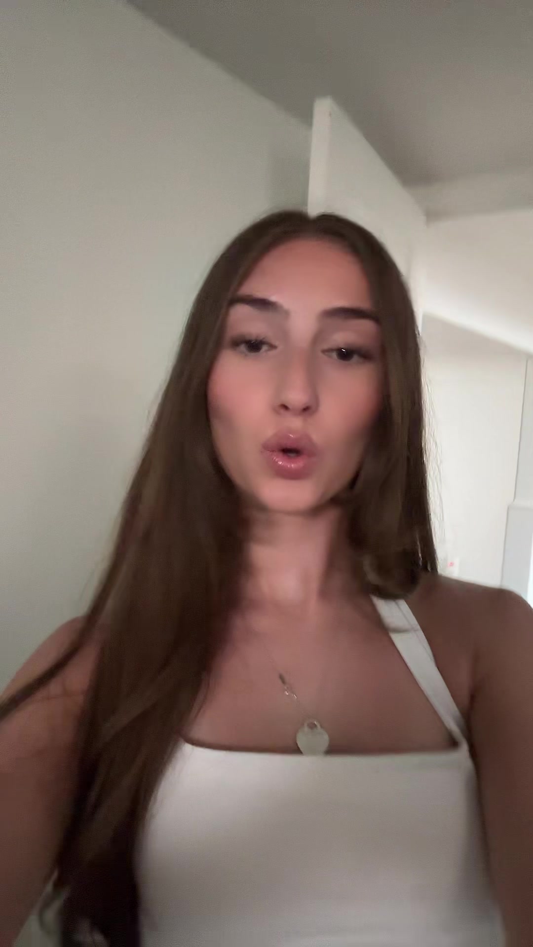 @ella