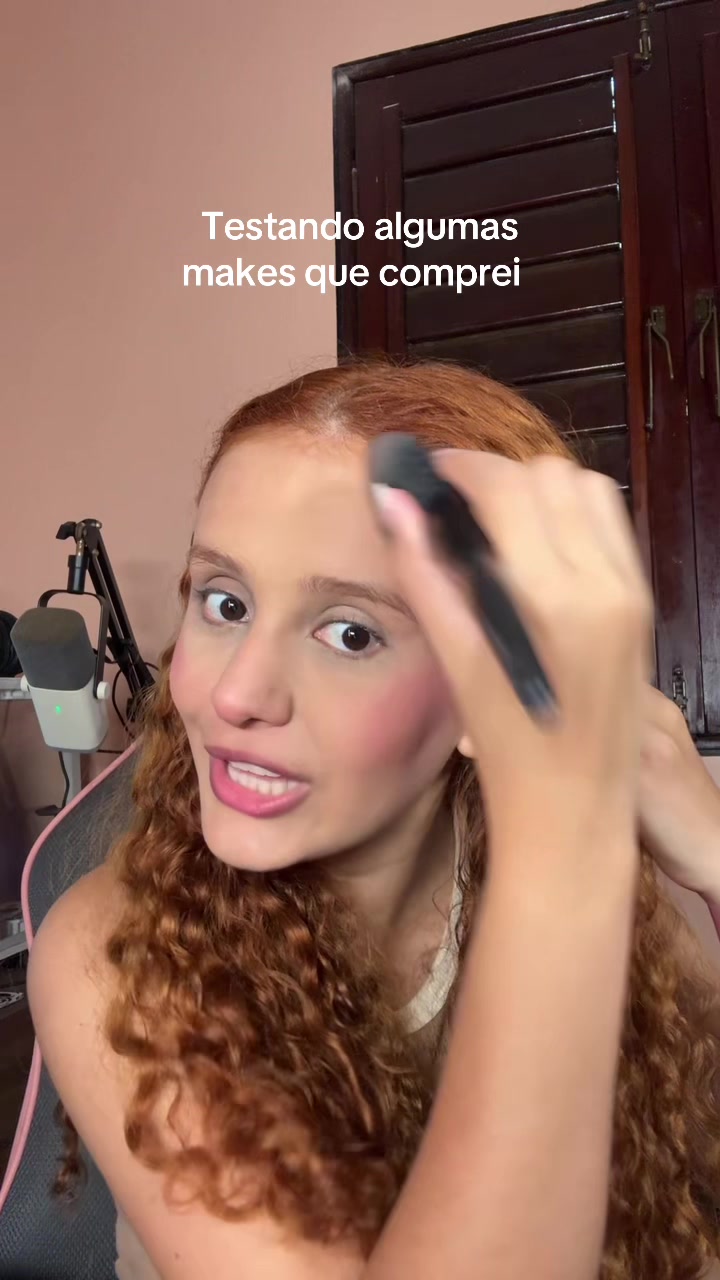 @Vit&oacute;ria Leite