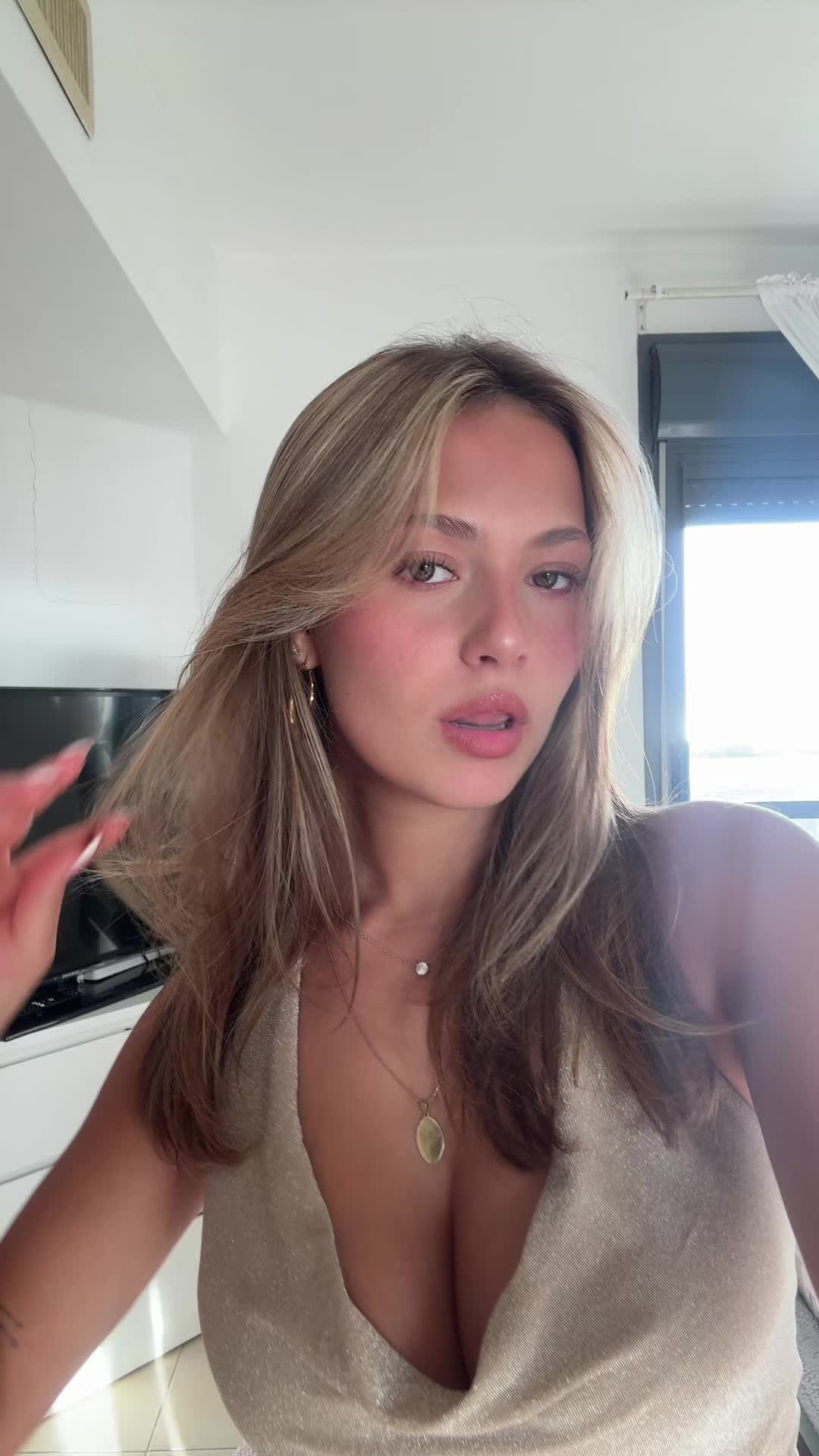@neomi.caoduro