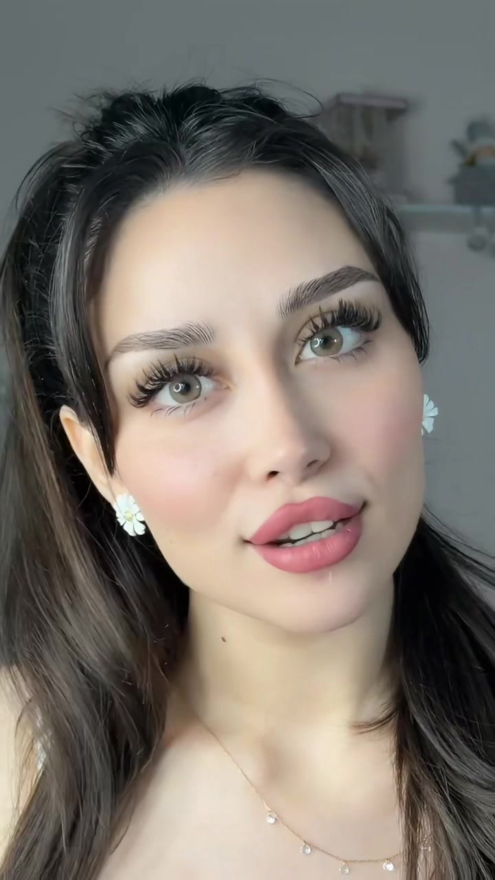 @Taya2002a