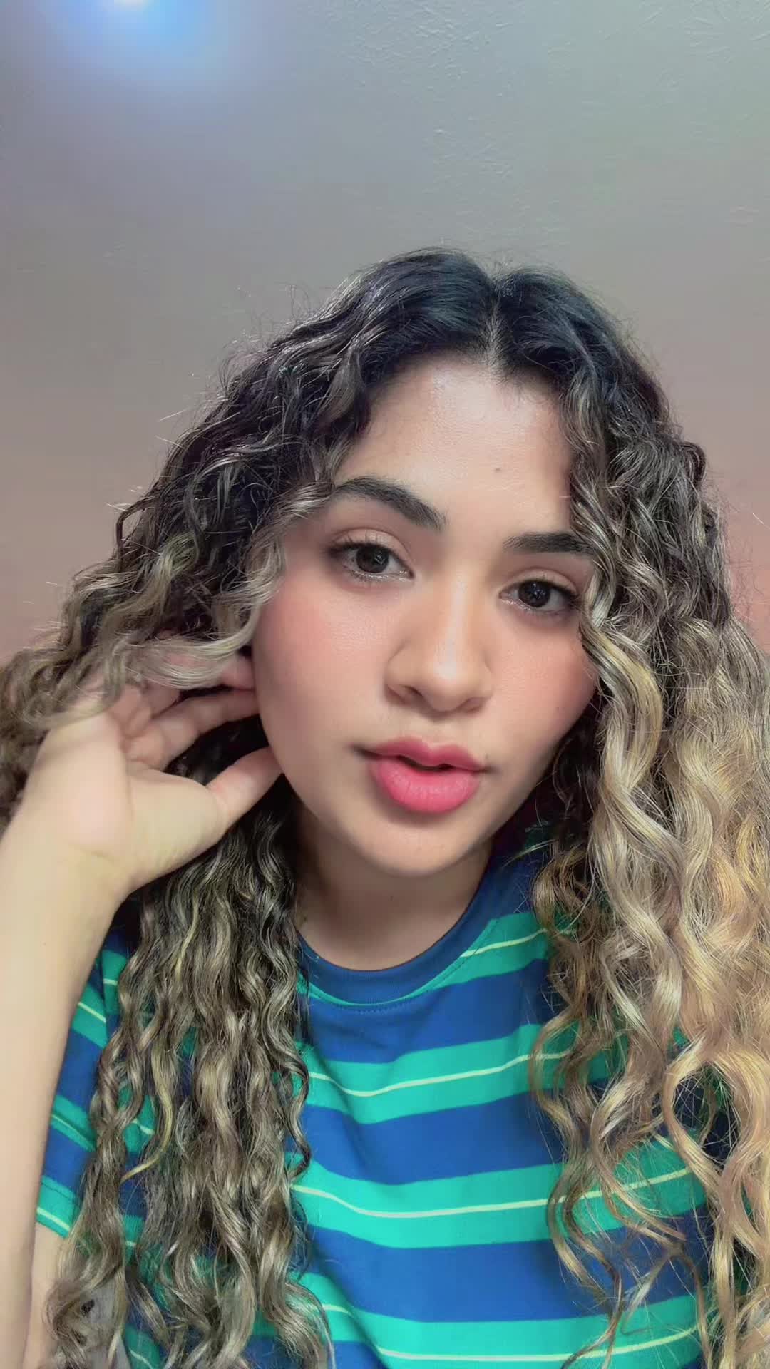 @🇭🇳&yen;OLI_LEIVA👸🏼✨🦋