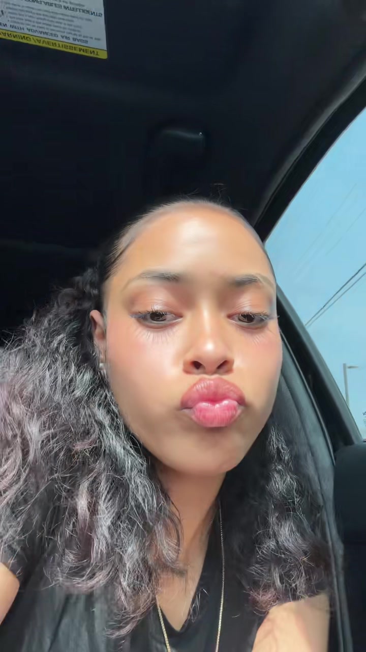 @❦