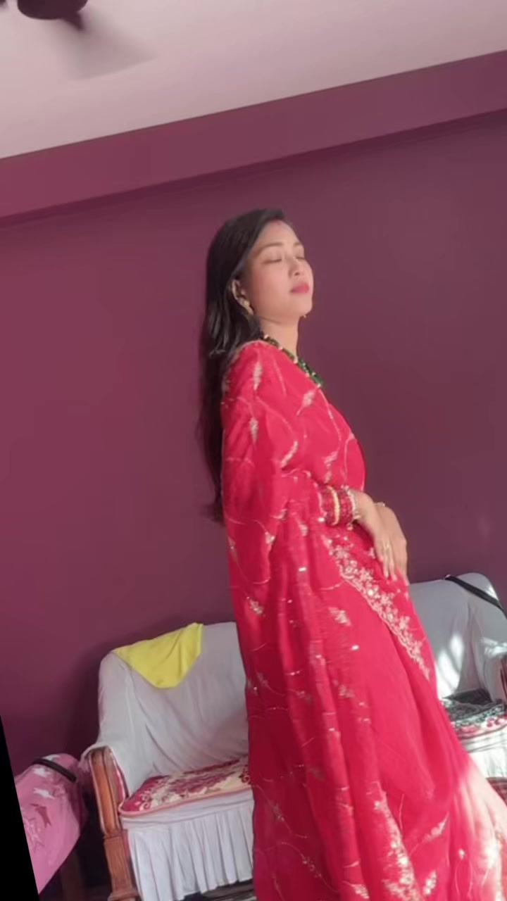 @Usha Singh 🦋