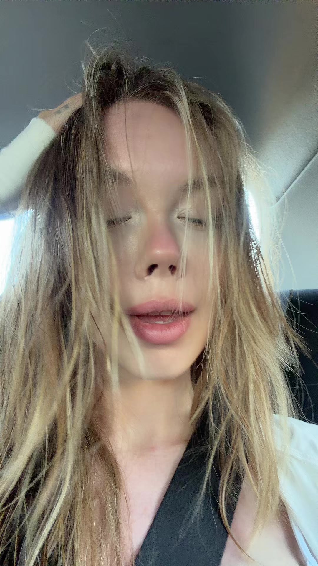 @😾