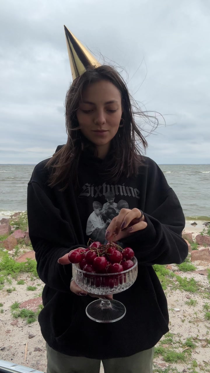 @Actress Anastasiia Nesterenko