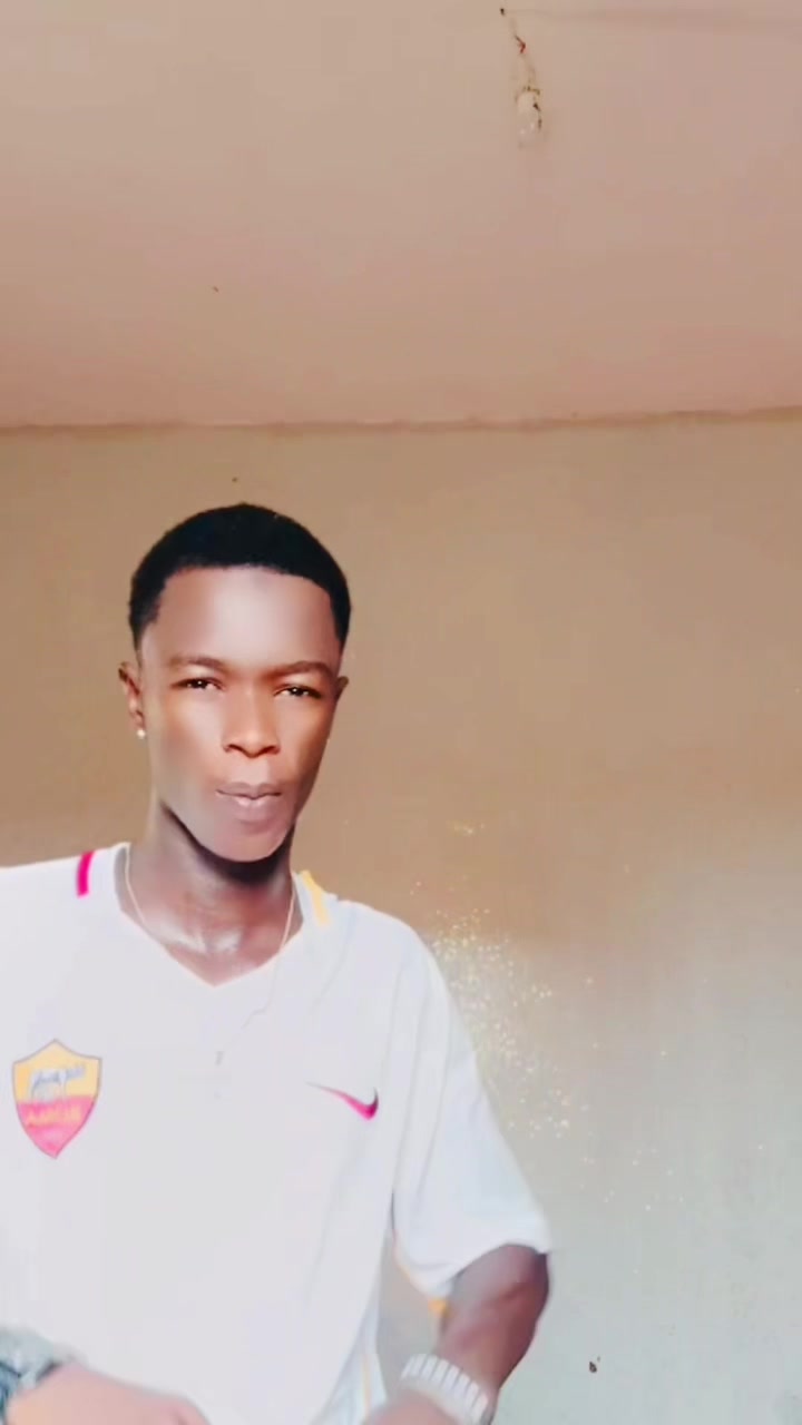 @ouz  ☠✌🇲🇷 🇬🇭