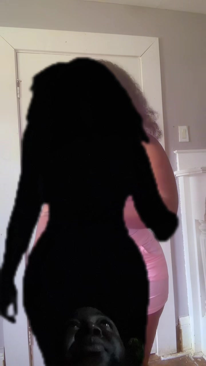 @Beautiful granny 65+