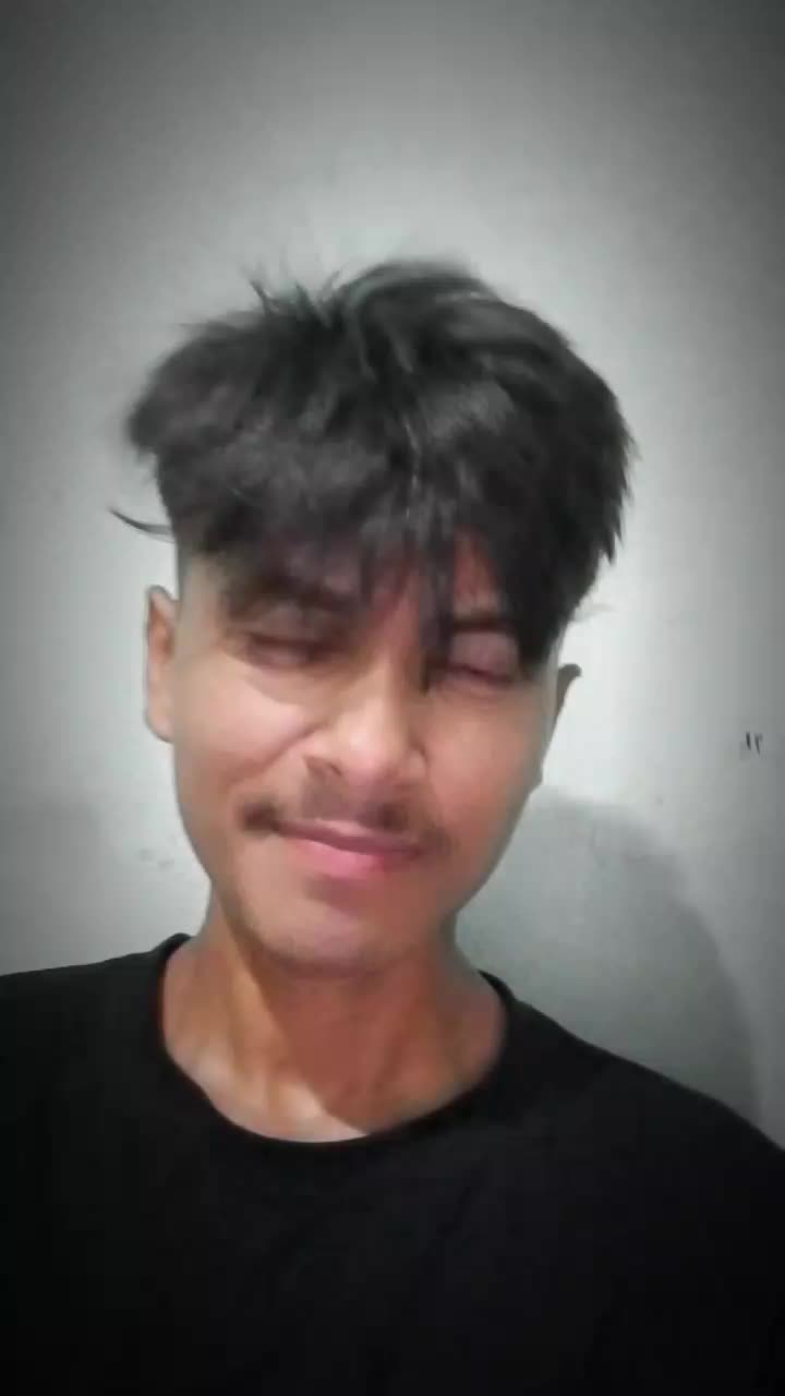 @Râhül🫶🏻