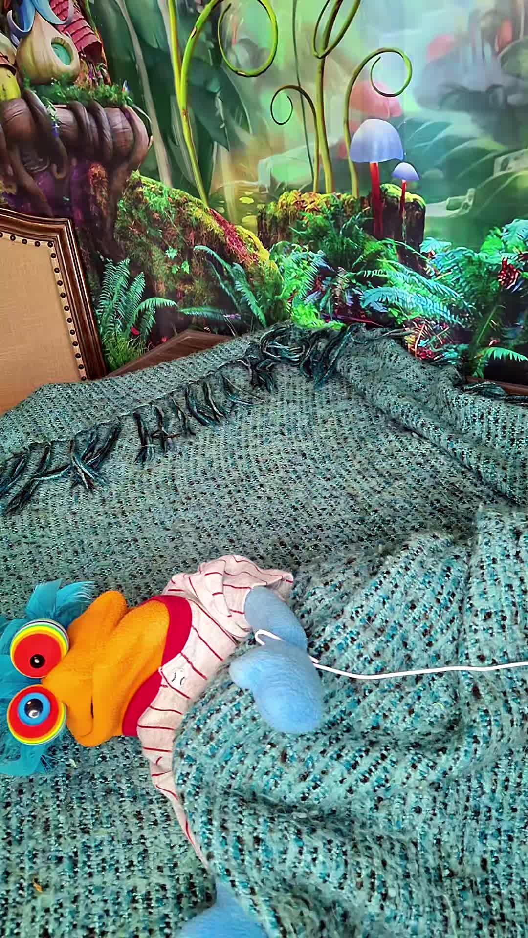 @TexasPuppetGal