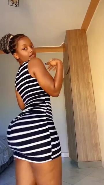 @AFROSEXXY