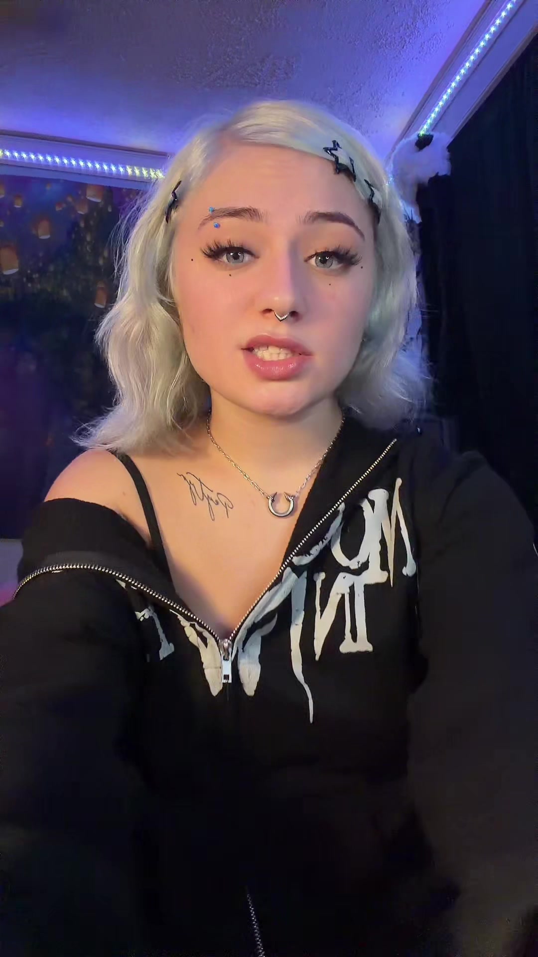 @Sarah jean 🖤