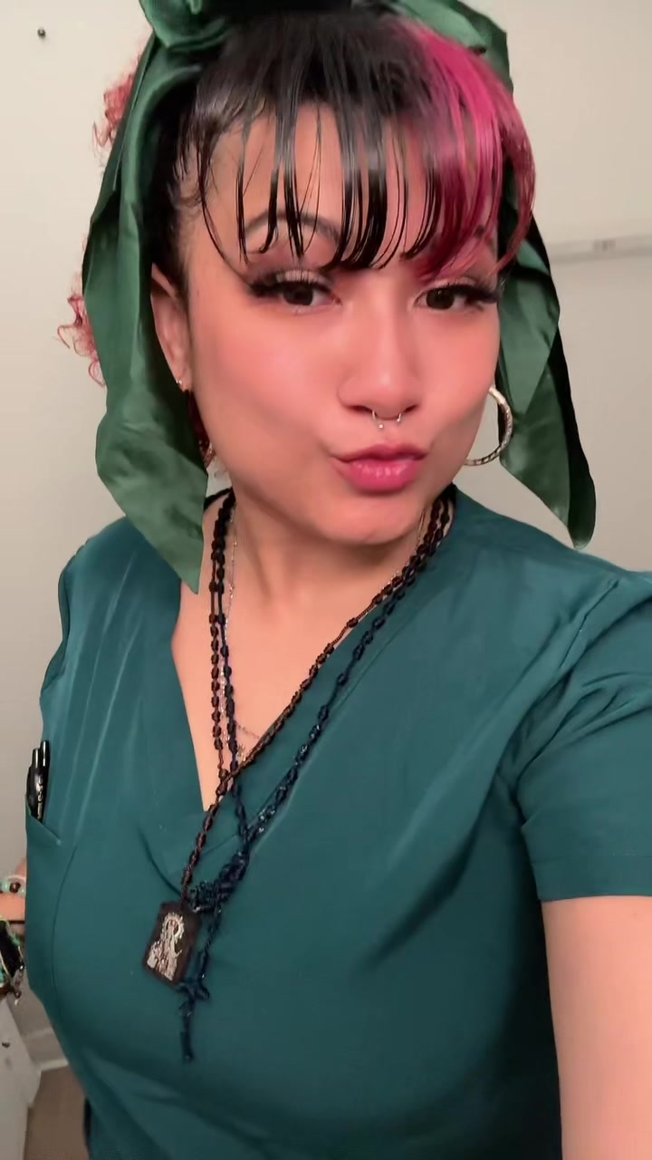 @QueenzRosita