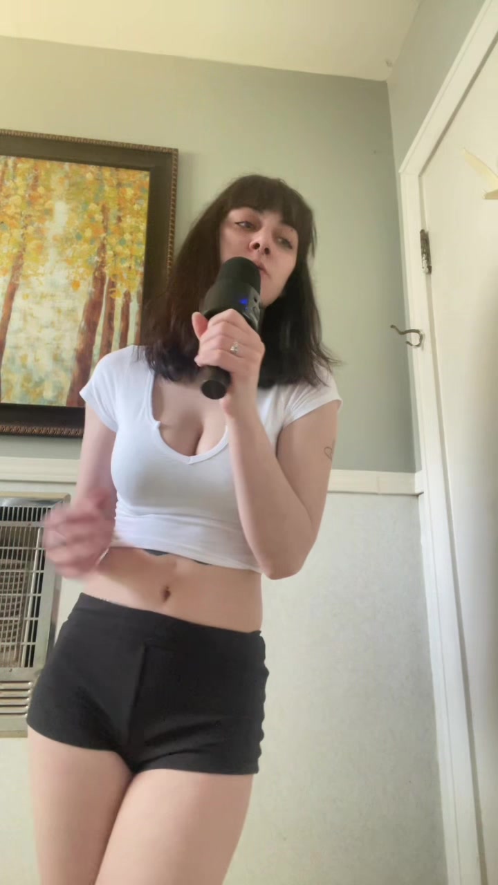 @Liv