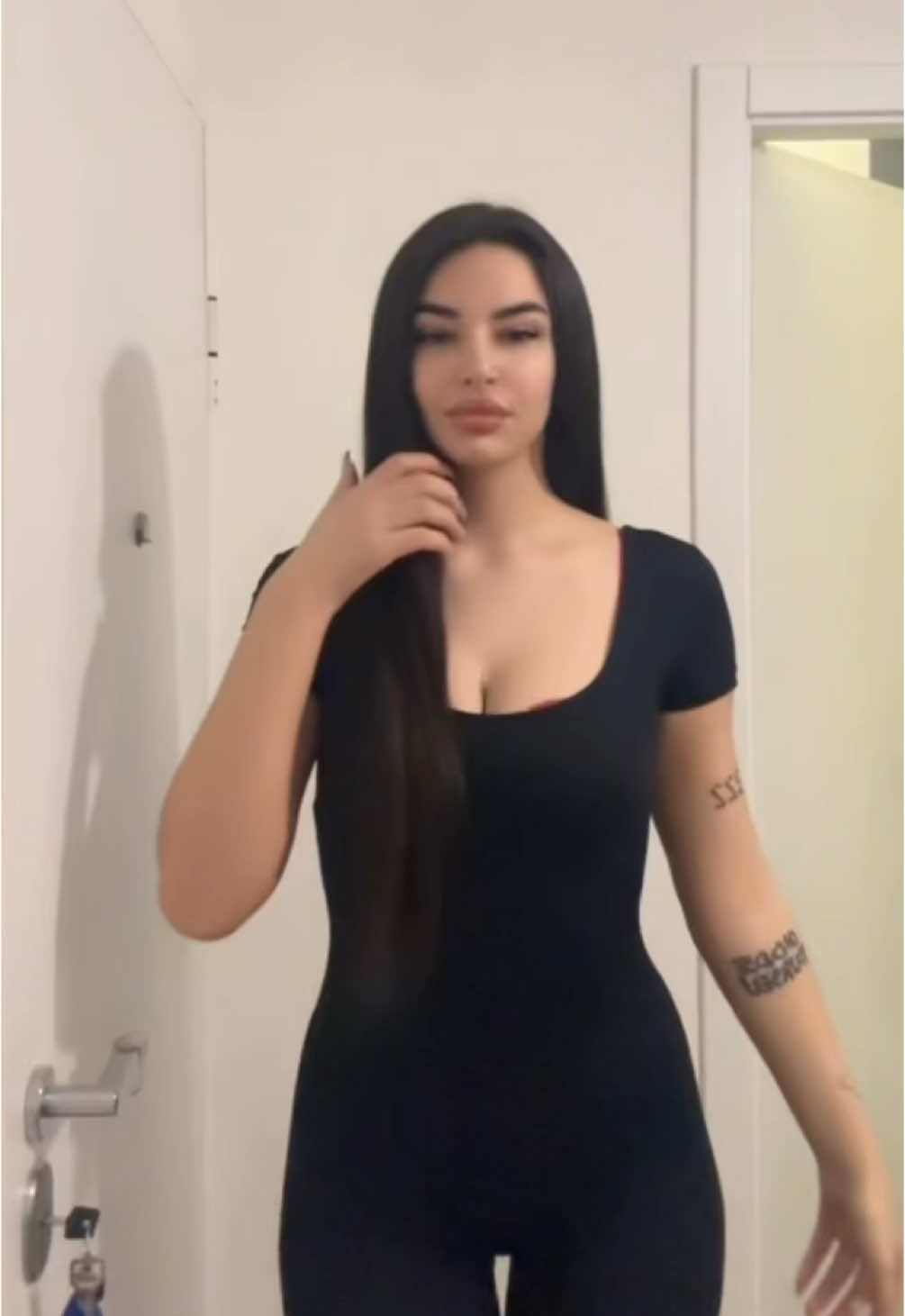 @Nina