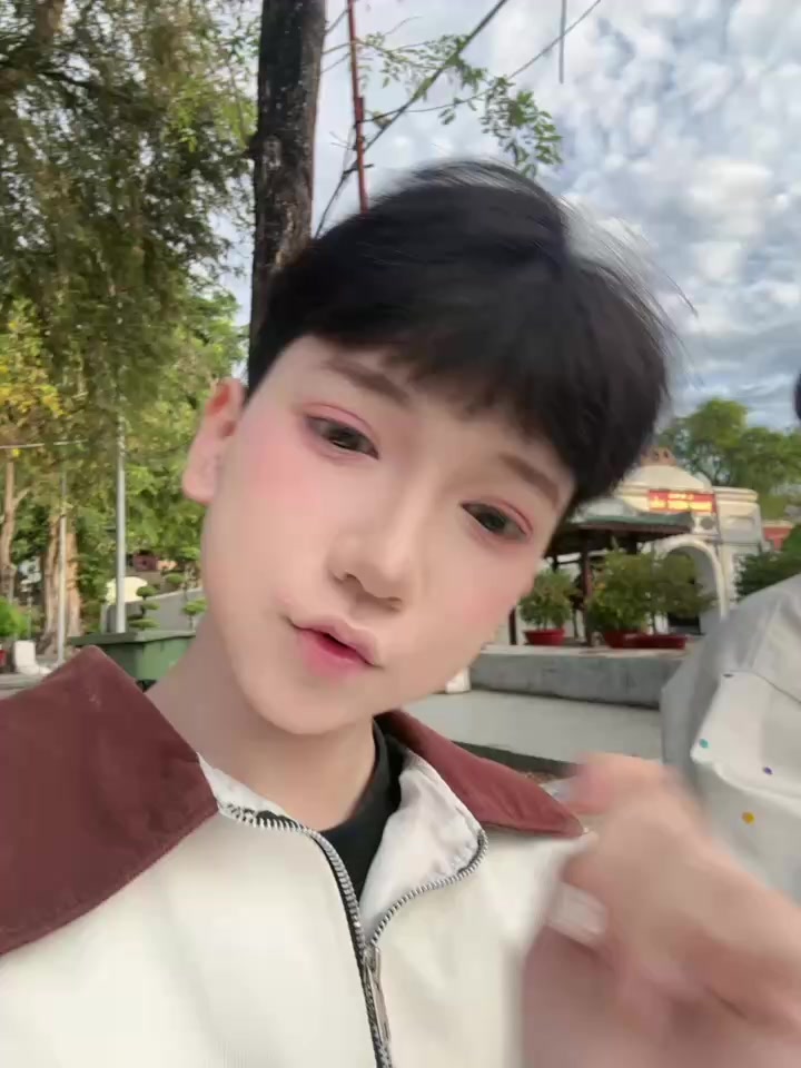 @Phương Anh 🕸️