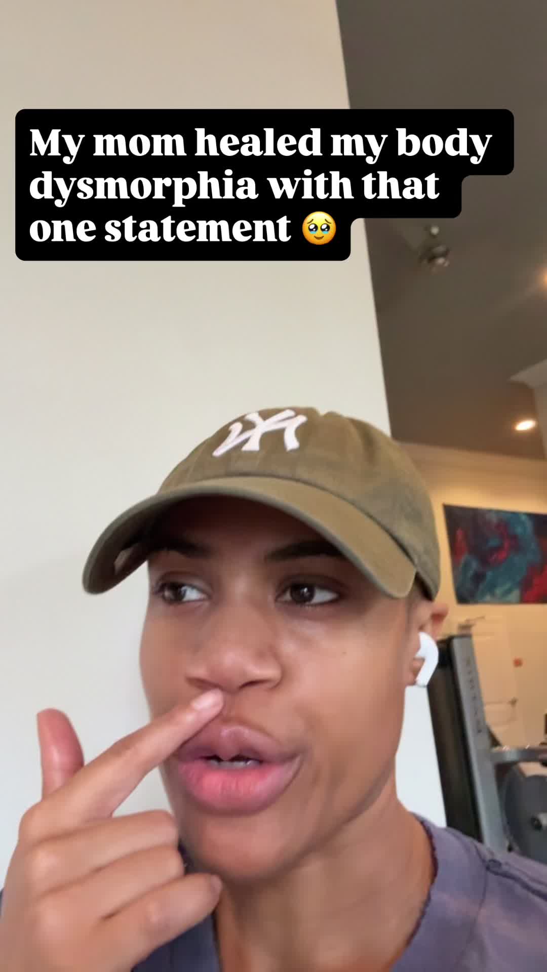@itschristyestelle