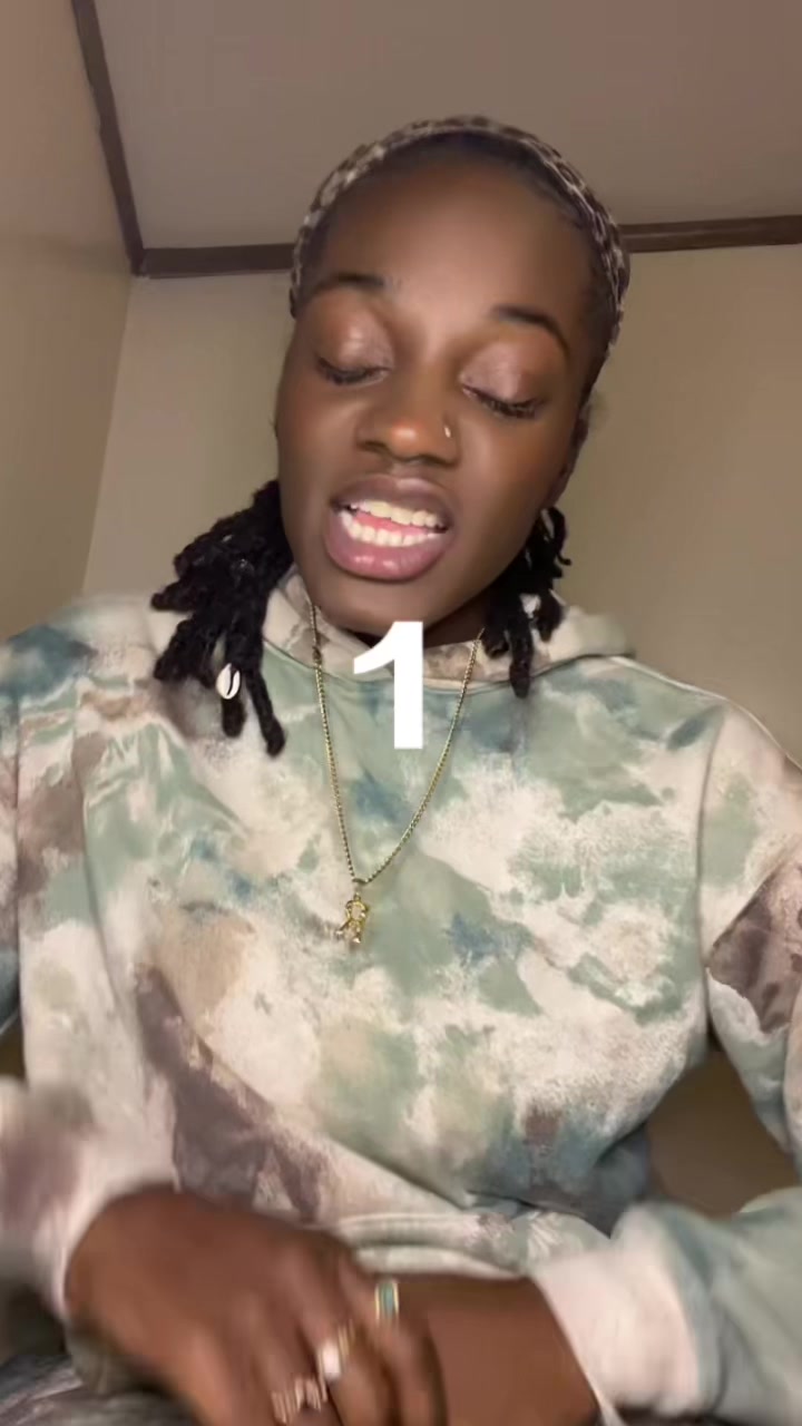 @Bonnnnieee 👑