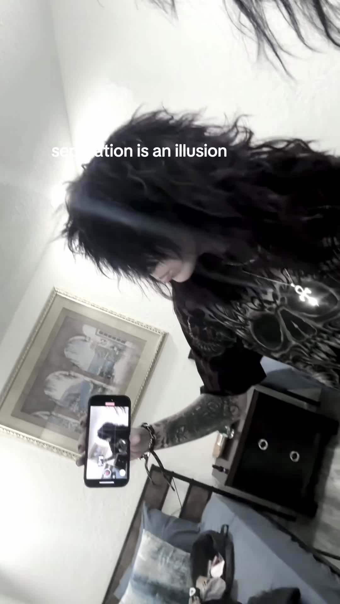 @safeintheirskinn