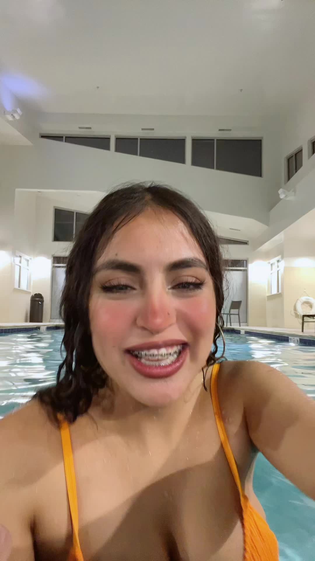 @Lupita