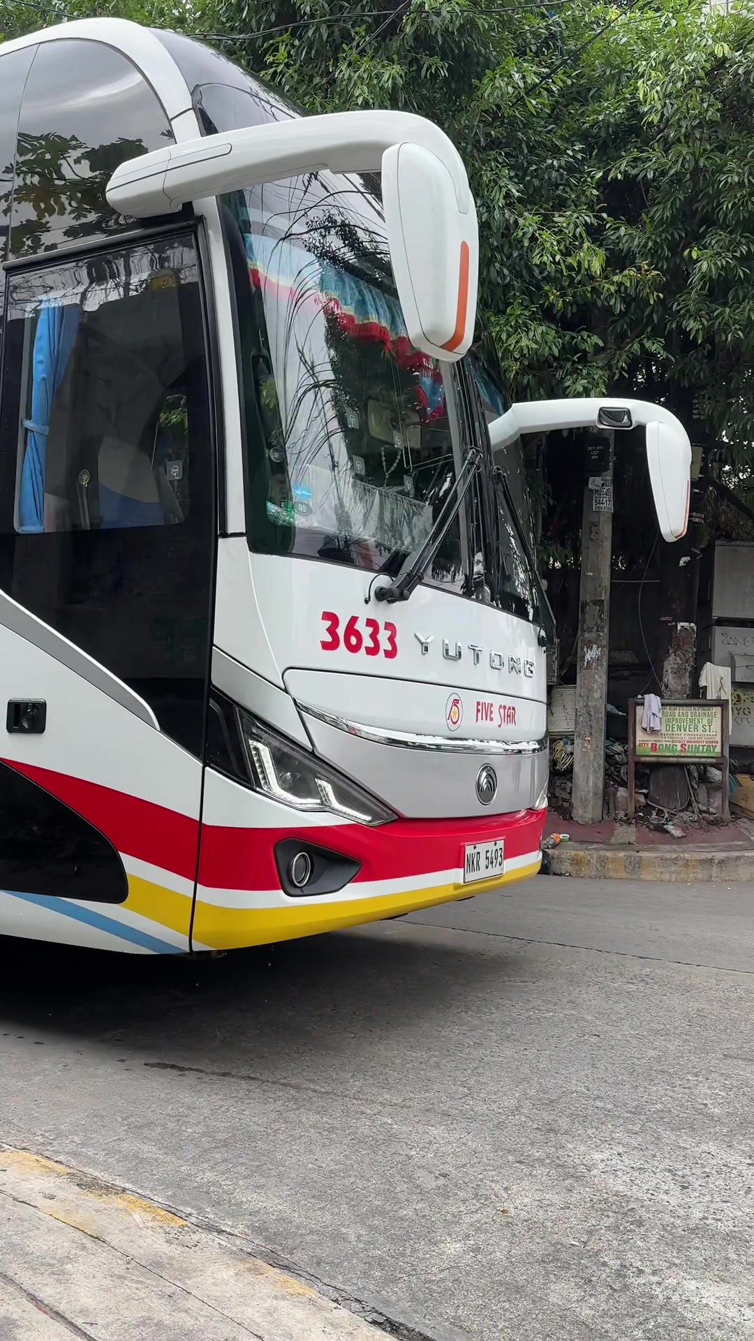 @Bus Spotter ln The Philipines